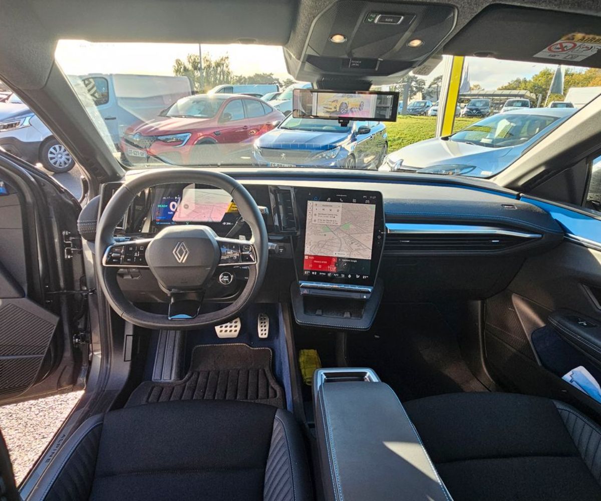 Megane E-tech Esprit Alpine Confort 220ch – Image 3